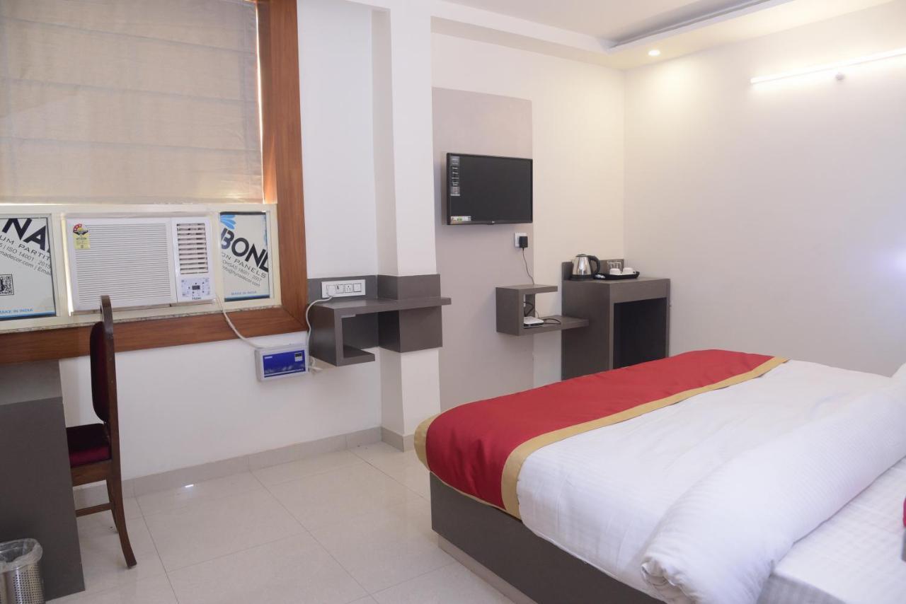 Hotel Le Cypress Барели Экстерьер фото