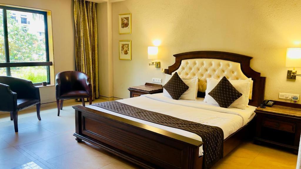 Hotel Le Cypress Барели Экстерьер фото