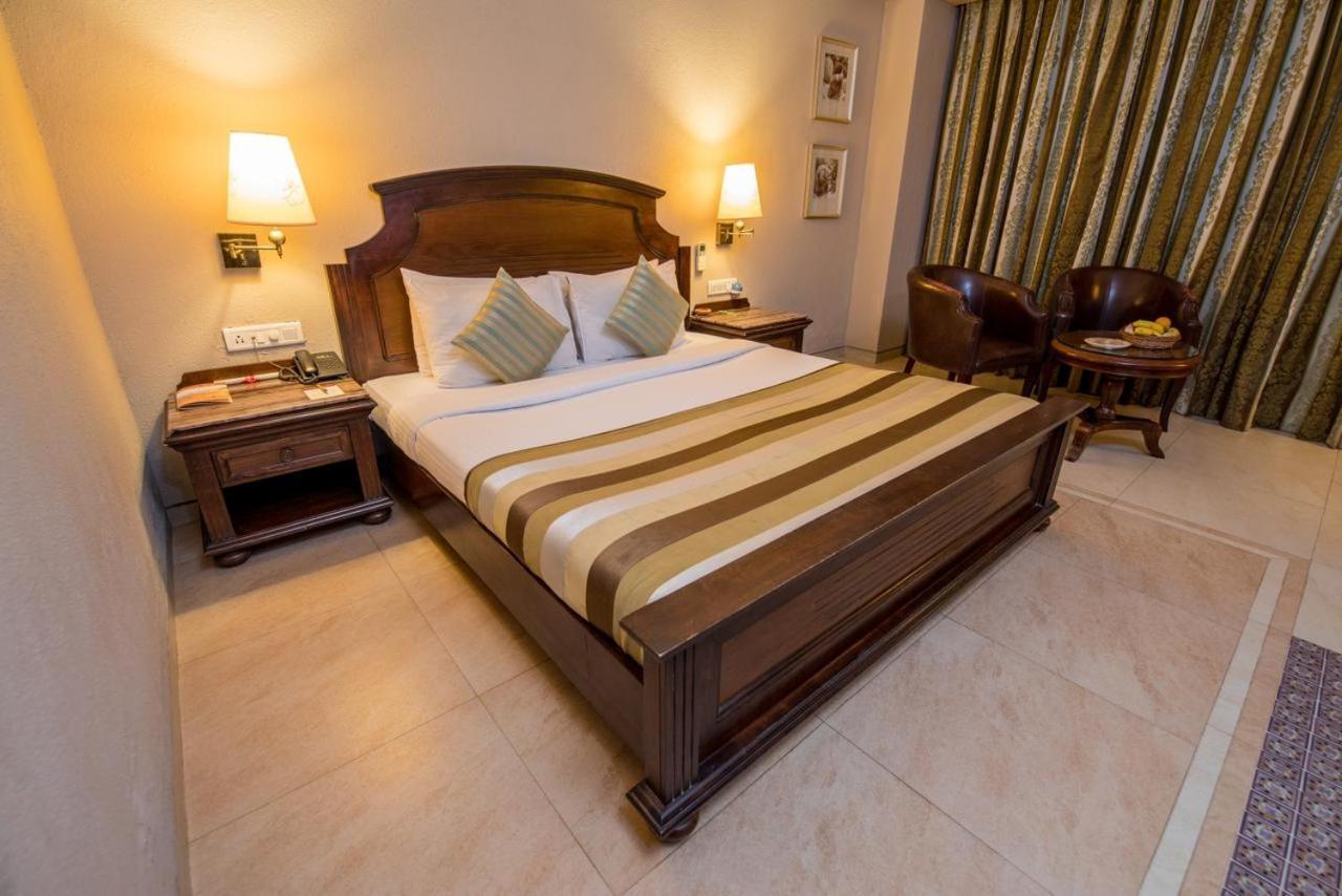 Hotel Le Cypress Барели Экстерьер фото